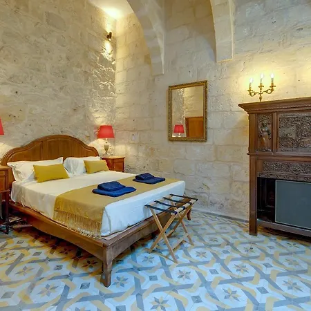 Traditional Maltese Townhouse In Cospicua